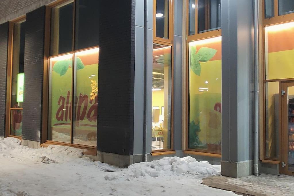 New Studio Cherry Near Helsinki Airport In Kivistoe Vanda Exteriör bild